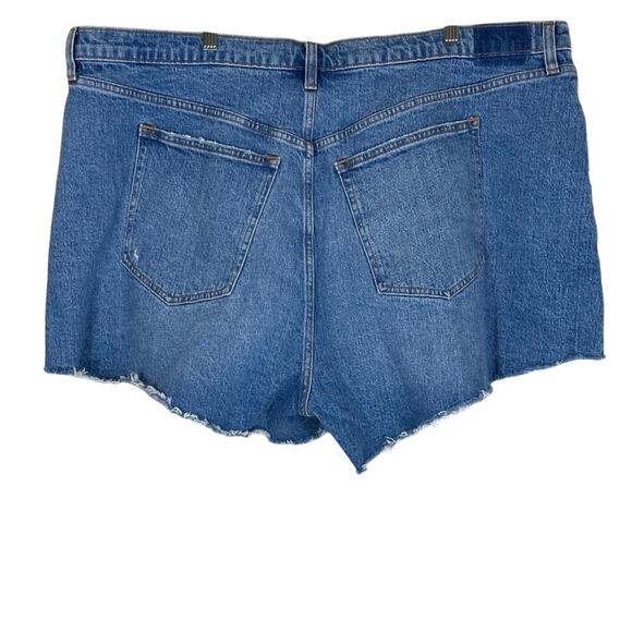 NWT Abercrombie & Fitch Denim Shorts Womens 36 Medium Wash 90s Relaxed Cutoff - Picture 3 of 6